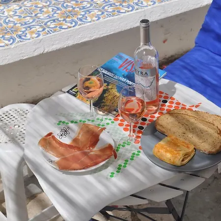 F! Vendégház *