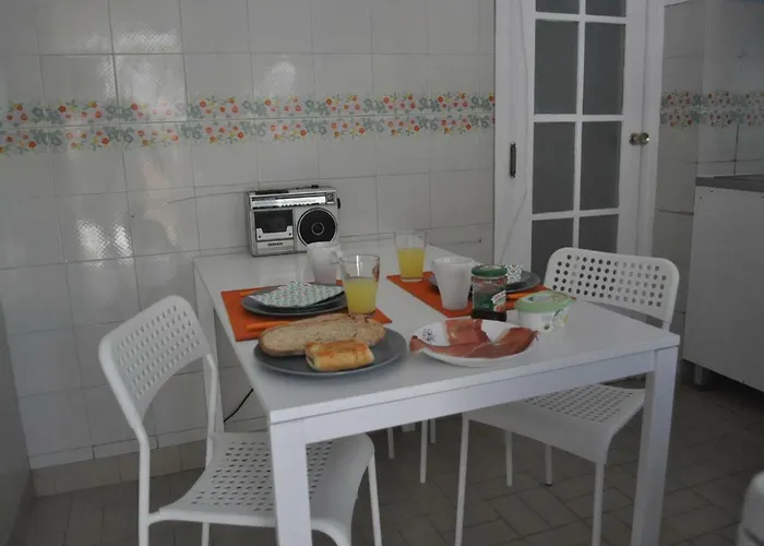 F! Casa de hóspedes